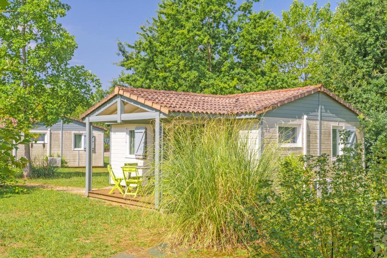 Castelmoron-sur-Lot Lagrange Grand Bleu Vacances - Residence Port Lalande מראה חיצוני תמונה