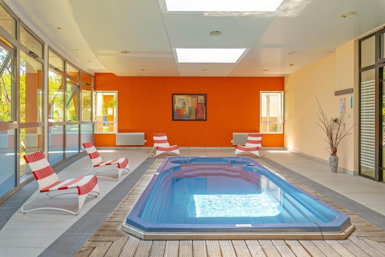 Castelmoron-sur-Lot Lagrange Grand Bleu Vacances - Residence Port Lalande מראה חיצוני תמונה