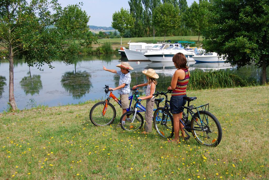 Castelmoron-sur-Lot Lagrange Grand Bleu Vacances - Residence Port Lalande מראה חיצוני תמונה