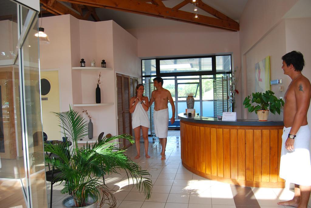 Castelmoron-sur-Lot Lagrange Grand Bleu Vacances - Residence Port Lalande מראה חיצוני תמונה