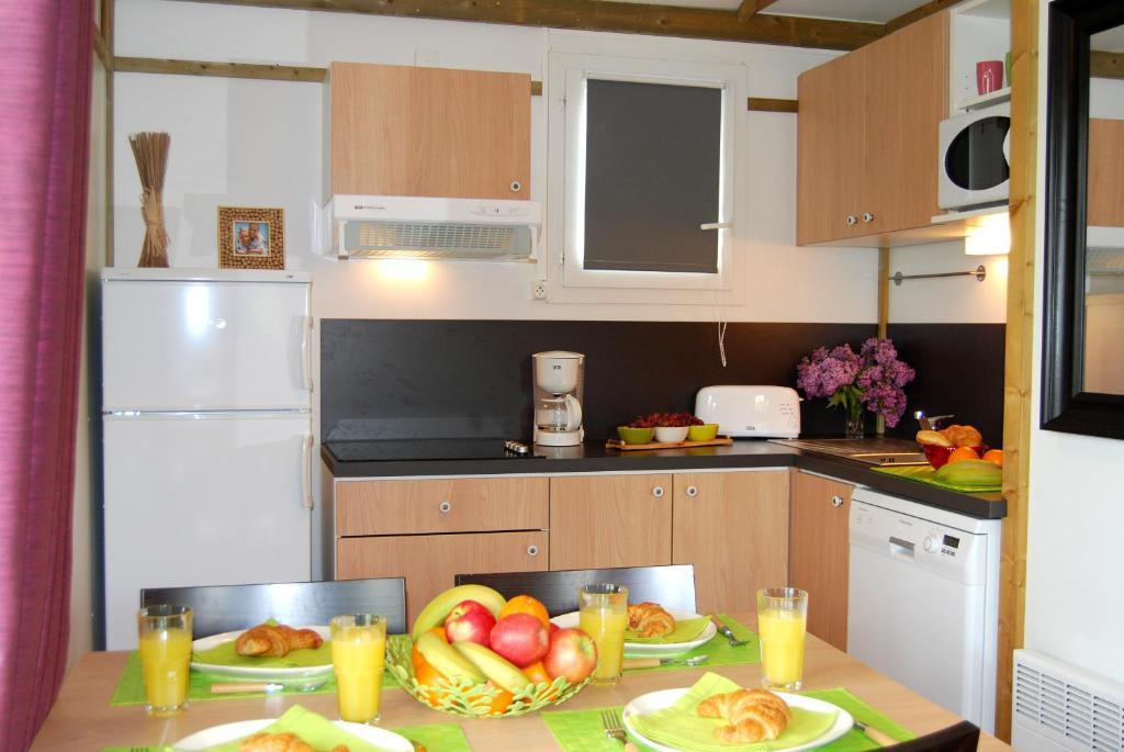 Castelmoron-sur-Lot Lagrange Grand Bleu Vacances - Residence Port Lalande חדר תמונה